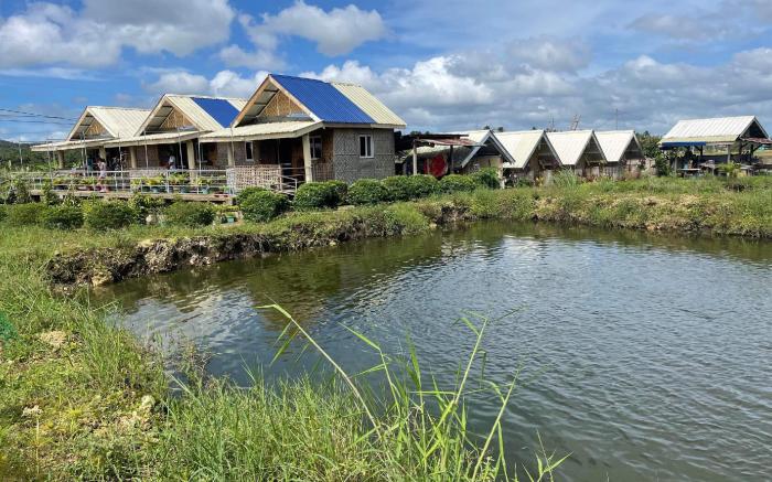 Jazz Ferme Inn Batuan Bohol | Camper Chalet 2