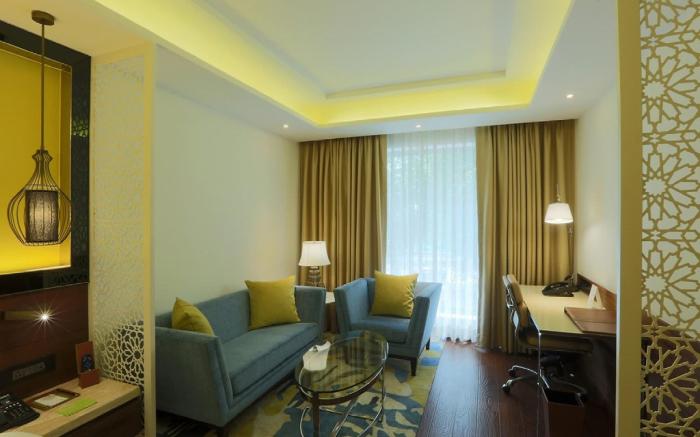 Hotel The Prithvi Near Delhi Airport 