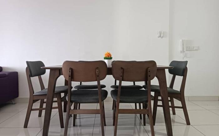 One Tebrau,  Scenery Suite by Antlerzone