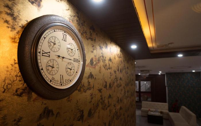 Tripli Hotels Arunoday Palace