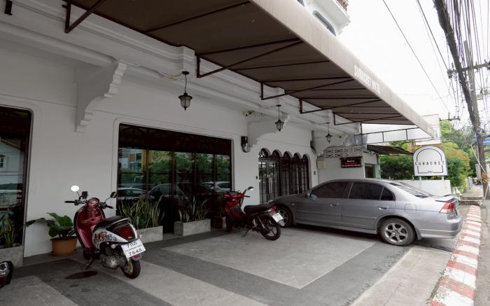 Surachet @ 257 Boutique House