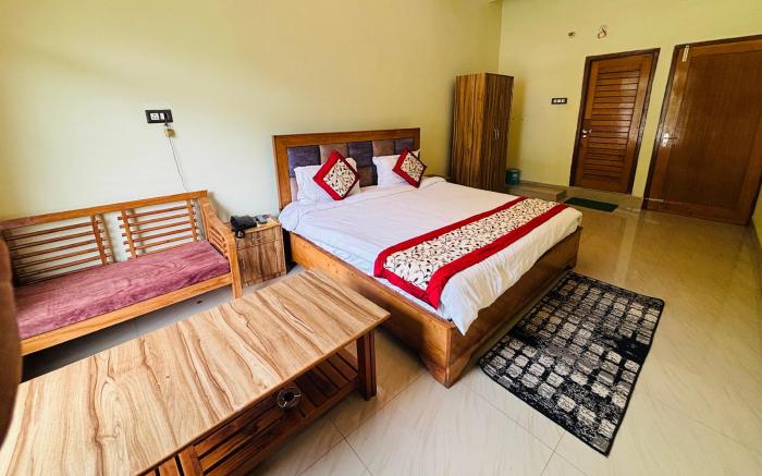 Hotel Ankita River View