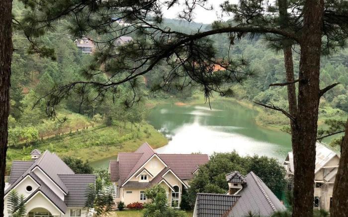 Luxury 6 bedroom villa - Tuyenlam lake view