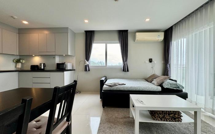 Mantra Beach Condominium 2bedroom - M280