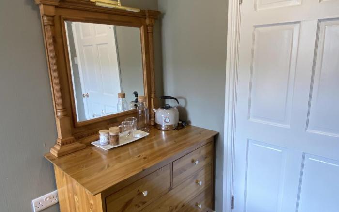 Tom's of Tregaron