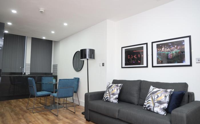 Concert Square Spacious City Centre Apartment