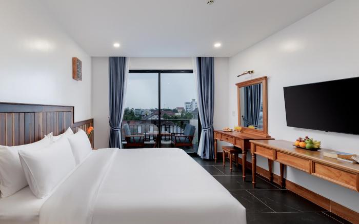 Two Seasons Siem Reap Hotel