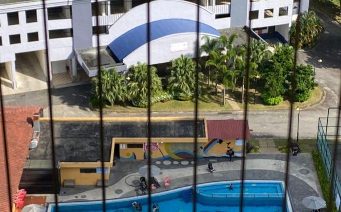 Condo A Famosa with Pool and Golf Course View
