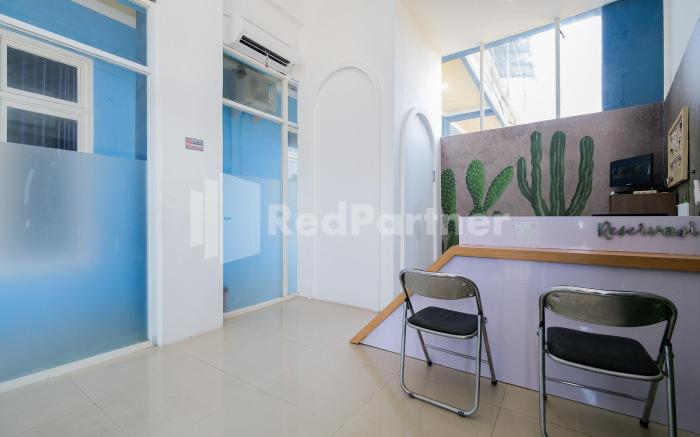 Grand Kencana Guesthouse Syariah near Wisata Bahari Lamongan Mitra RedDoorz