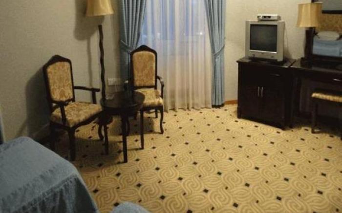 Consul Hotel