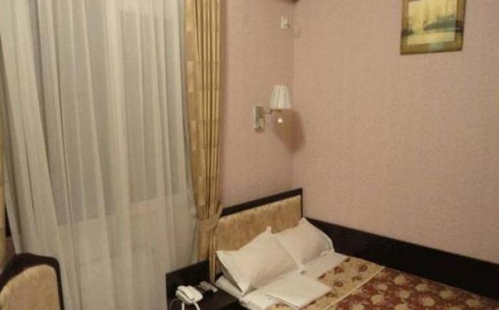 Consul Hotel