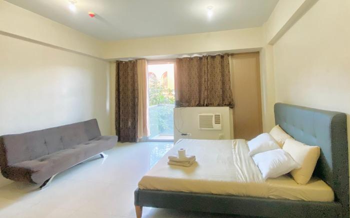 Luxury Condotel Near Manila Airport NAIA Terminal