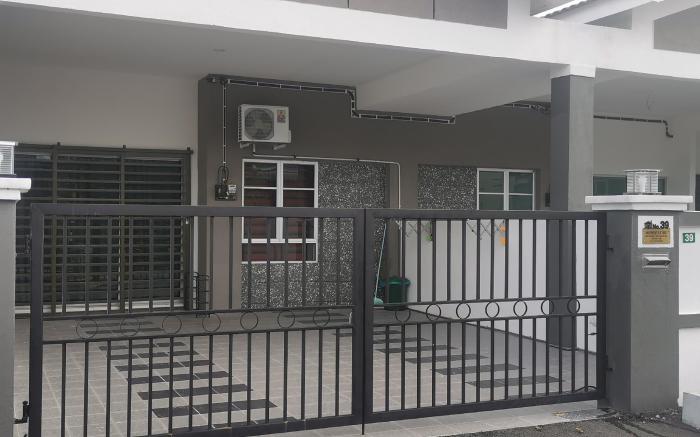Homestay Ibu (Muslim Only)