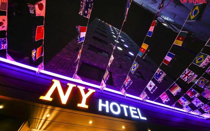 Newyork Hotel