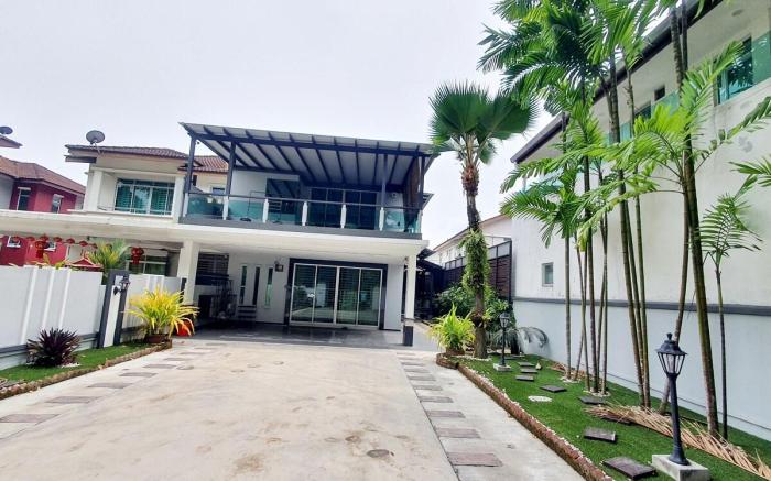 GARDEN COZY2STOREY HOME 4ROOM 10PAX@NEAR ALMAJUSCO