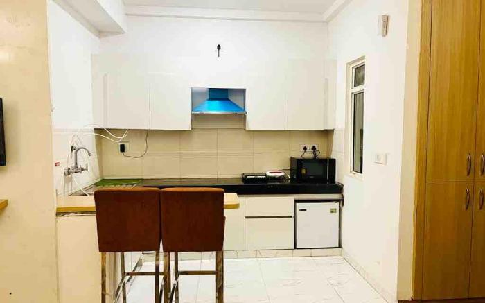 Lovely And Stylish Noida Studio