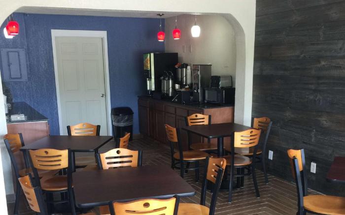 Super 8 by Wyndham Florence