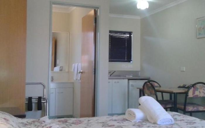 Ulster Lodge Motel