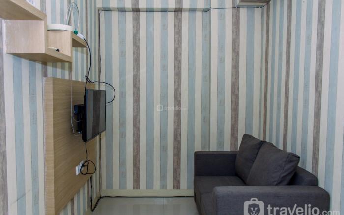 Spacious Comfy 1BR Green Pramuka City By Travelio