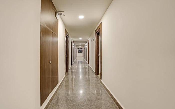Hotel Happy Stays