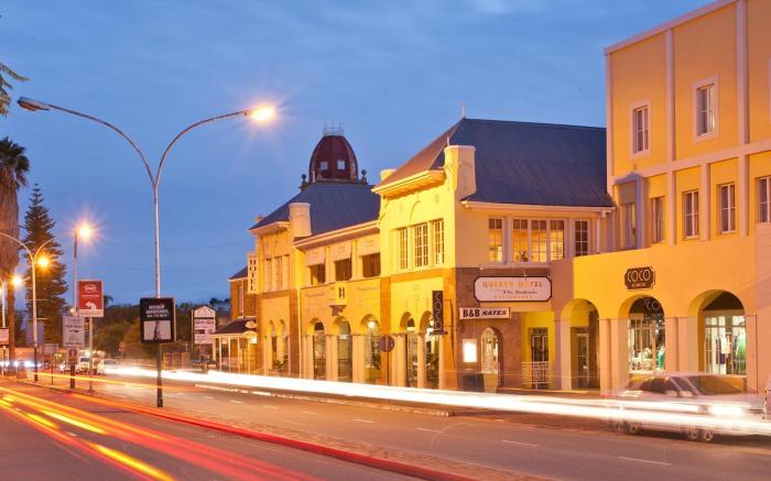 Queen’s Hotel by BON Hotels