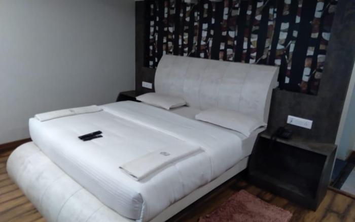 HOTELSARKARPALACE