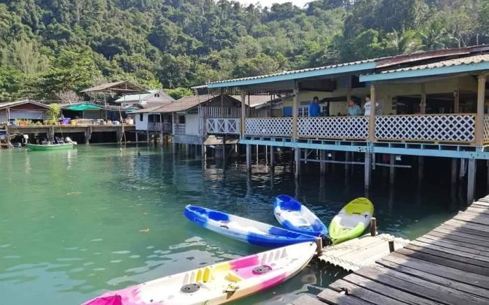Kohchang Baanrimtalay Resort