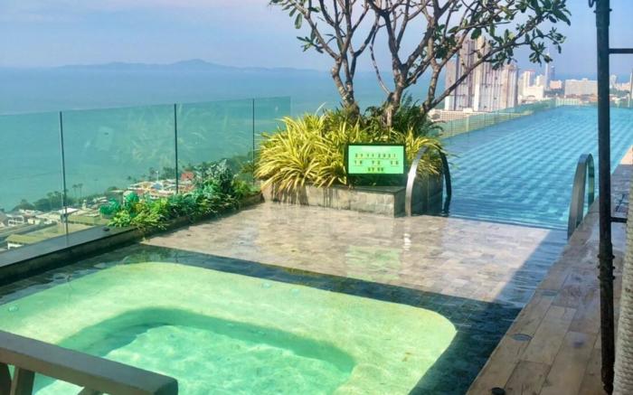 Discover The Serenity Of Riviera W/Seaview Studio