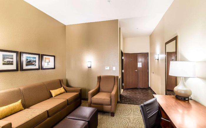 Comfort Suites Grand Prairie - Arlington North