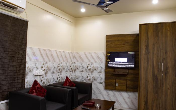 Anandaloke Residency