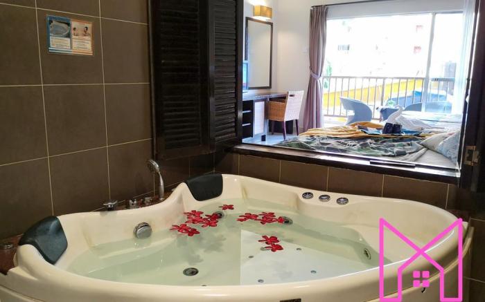 Honeymoon Jacuzzi Suite Gold Coast Morib By SpaceX