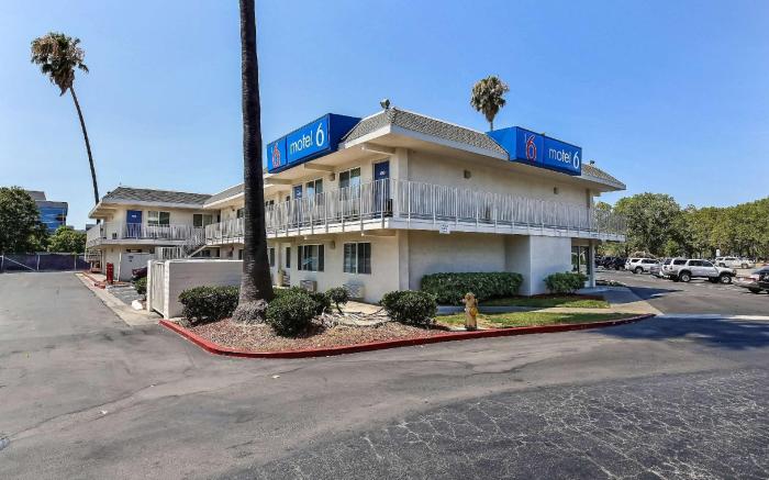 Motel 6 Pleasanton, CA