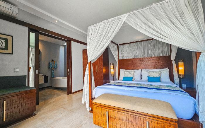 Seminyak Icon - by Karaniya Experience