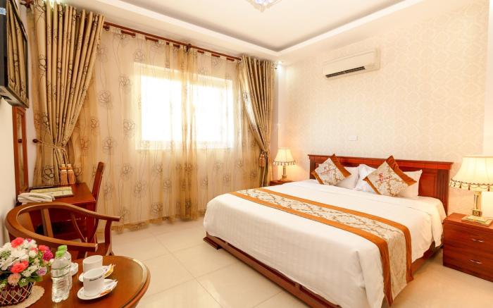Romeliess Hotel