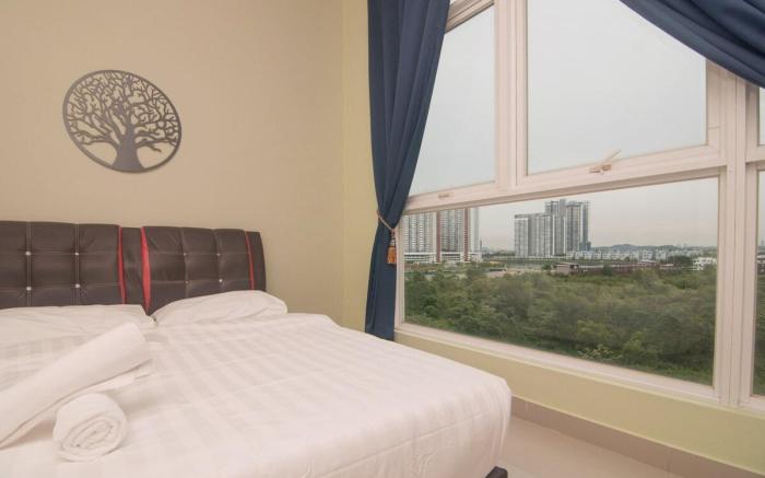 Mutiara Ville 3BR Balcony Cyberjaya by Idealhub