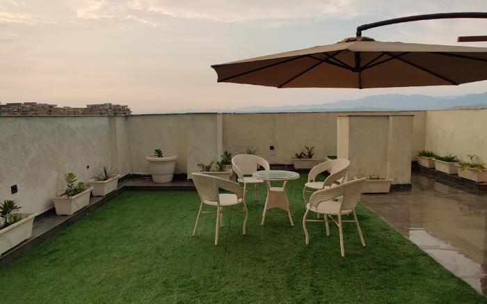 HillviewPenthouse