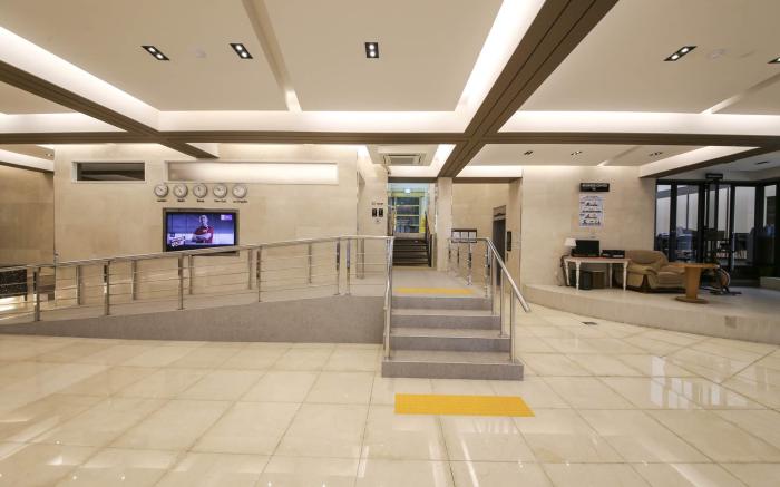 Benikea Cheonan Tourist Hotel