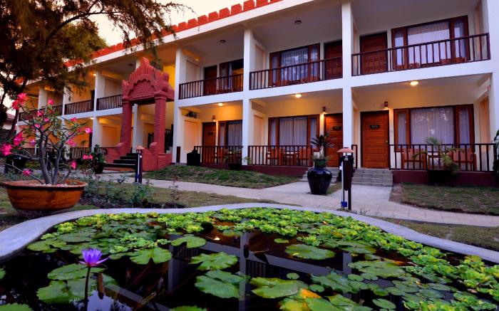 Bagan Thande Hotel, Old Bagan