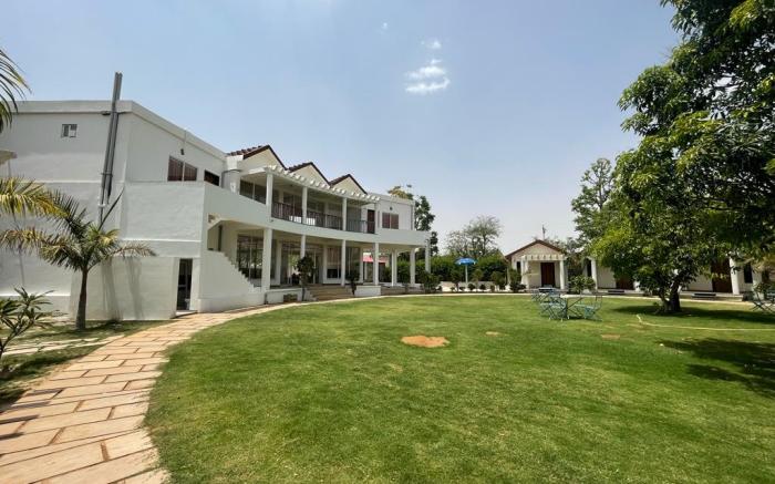 LAS CABANAS RESORT 