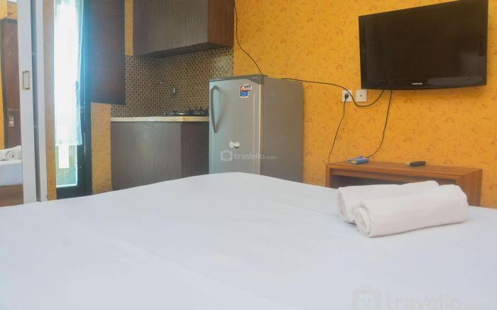 Cozy Studio @ Kebagusan City Apartment By Travelio