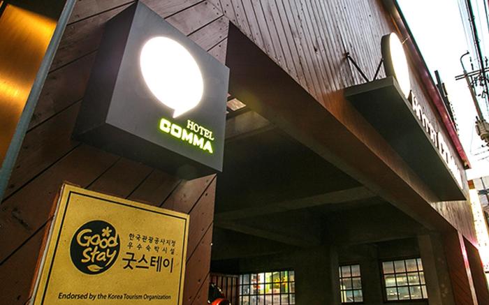 Comma Hotel
