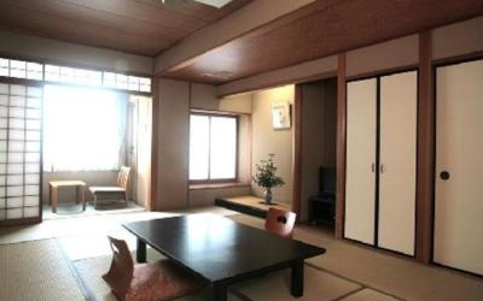 Izumiya Ryokan