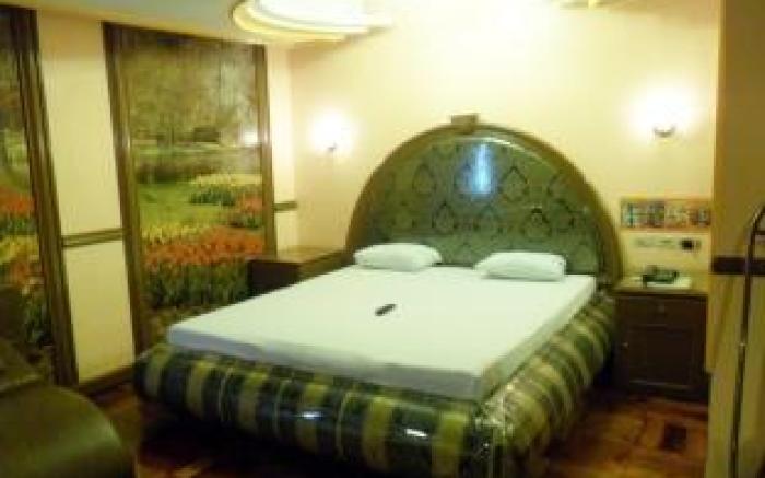 Halina Drive-Inn Hotel