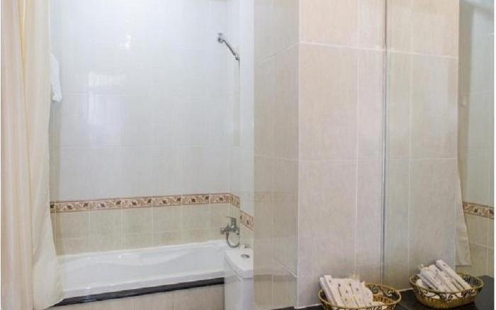 Vien Dong 2 Hotel- Phu My Hung