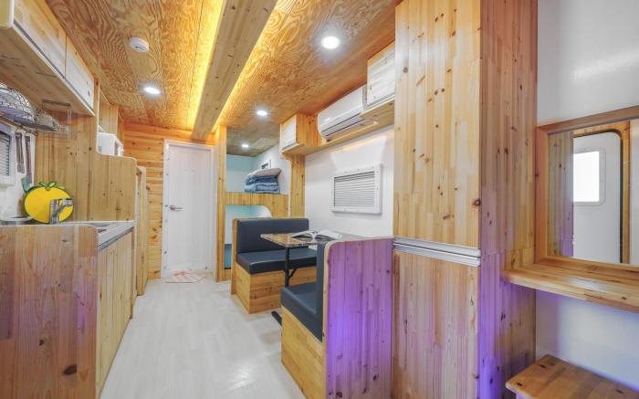 Goseong Jjun Camping Pension