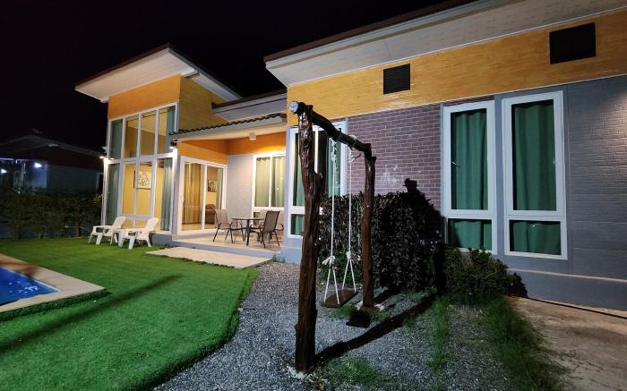 Mountain view pool villa rayong