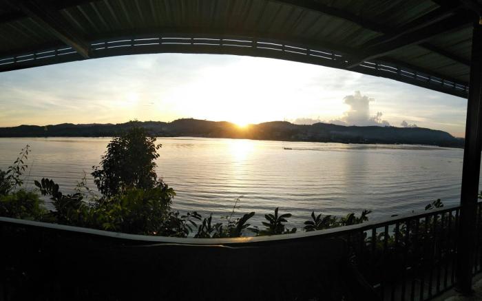 Phornpailin Riverside Resort