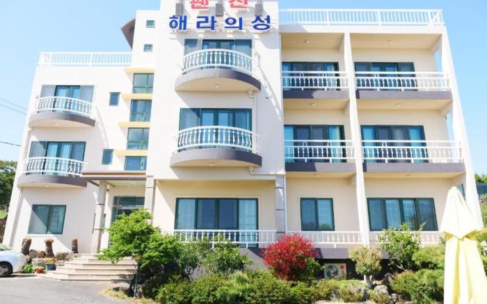 Hera Castle Pension