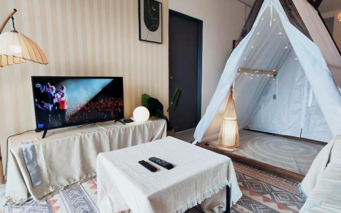 Camping Styles Emerald Avenue (10Pax) 915 (Wifi)