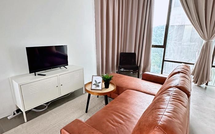 Hello Empire Damansara (Wifi & Netflix)